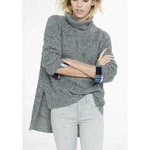 LOFT Sweaters - Turtleneck Sweater Size S LOFT Sweaters - Turtleneck Sweater Size S